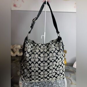 Coach 2011 Penelope hobo shoulder bag GUC